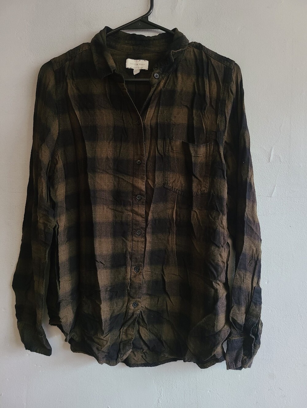 Women's medium Lucky Brand olive green & black plaid button down shirt